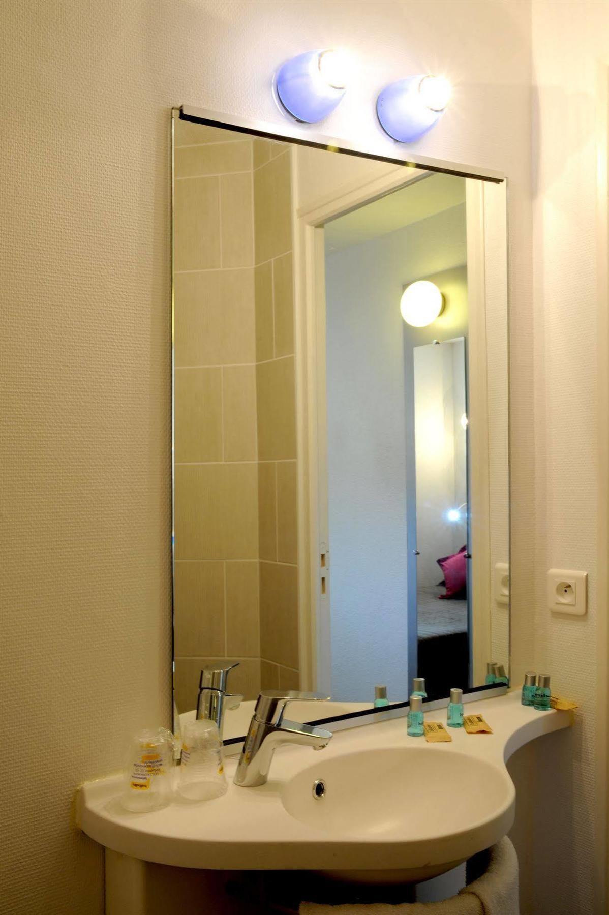 Welcomotel Les Mureaux Kültér fotó